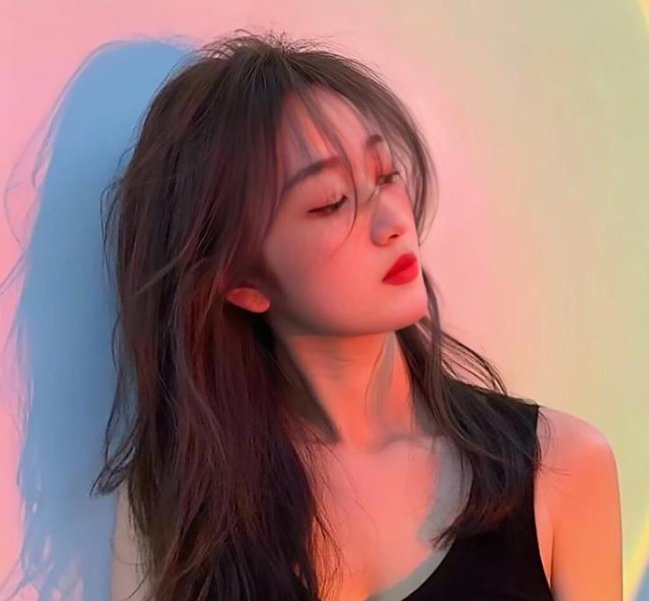 不动声色的柏田小姐与喜形于色的太田君